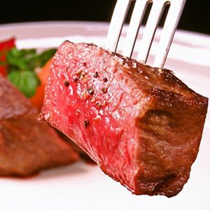 尾崎牛肉熟練課程“用各種烹飪方法製作的Phantom和牛”我們也接受生日驚喜！